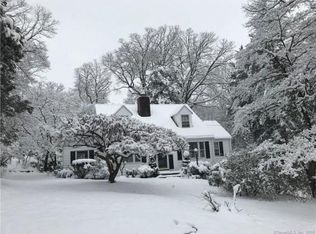 20 Phillips Ln, Darien, CT 06820