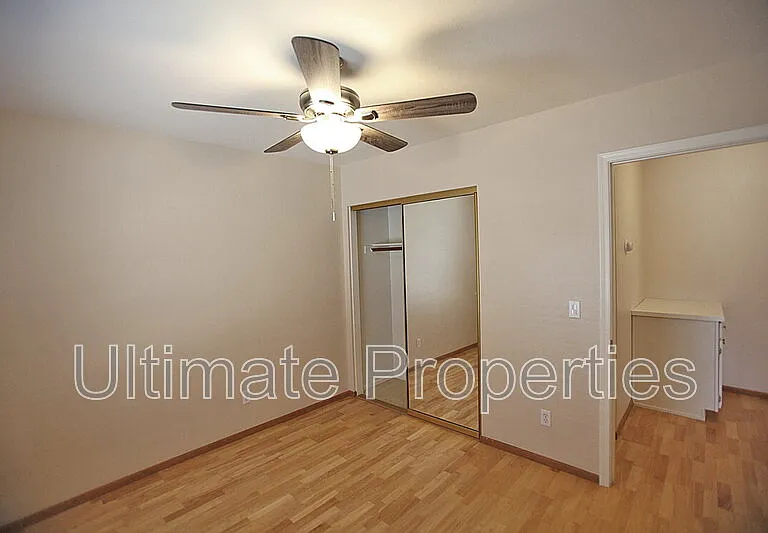 1225 E Harvard Ave — Photo 12