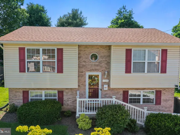 520 Randolph Ave, Front Royal, VA 22630