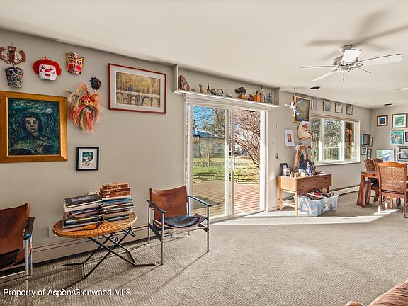 5th image of 84 Crystal Cir