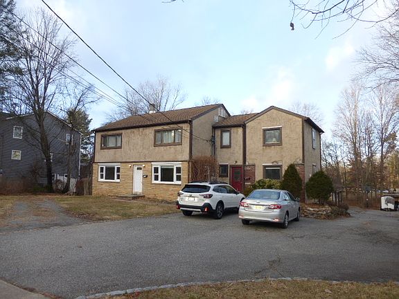 2nd image of 103 Main St #1