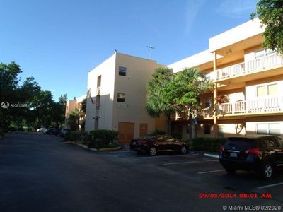 8400 Lagos De Campo Blvd APT 311, Tamarac, FL, 33321