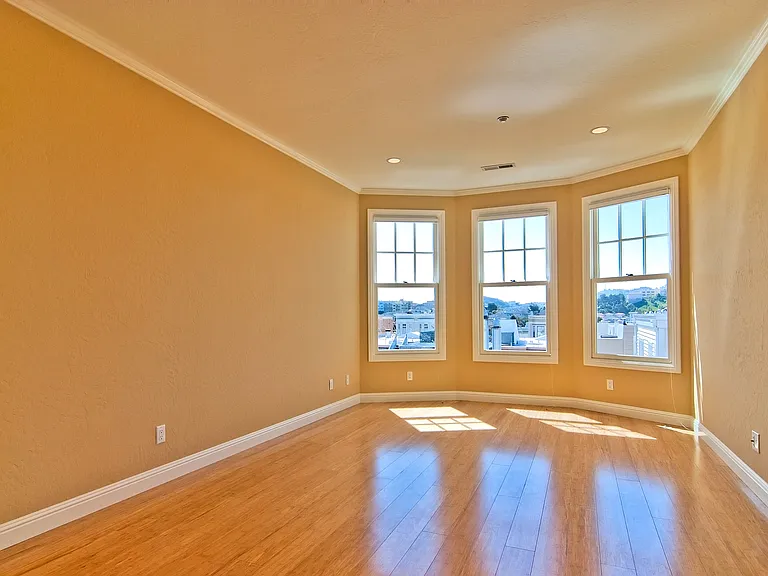 3587 Clay St — Photo 8