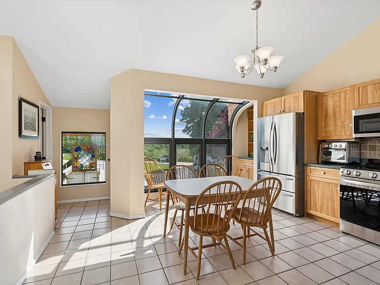 21 S Fulton Dr #3 — Photo 11