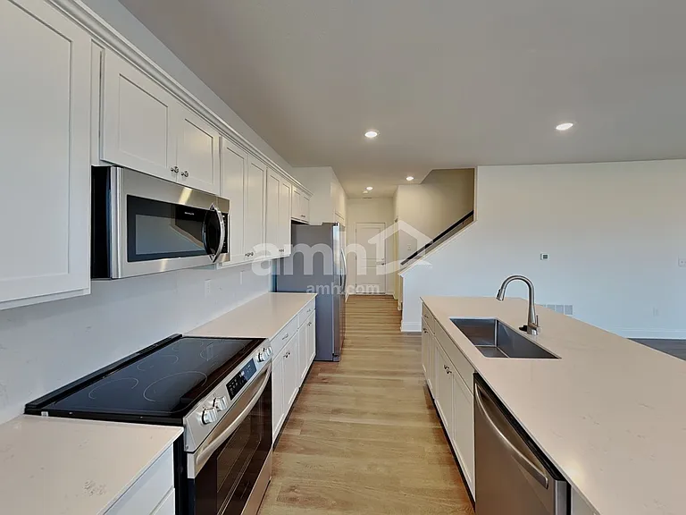 9022 Henley Ave — Photo 3