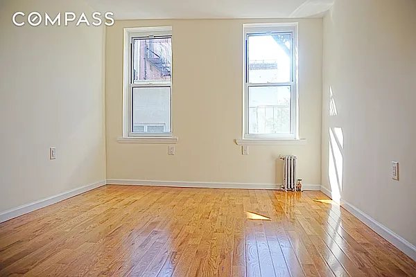 Rented by Compass | media 12