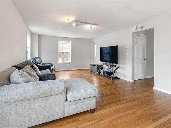 5th image of 12 Palfrey St