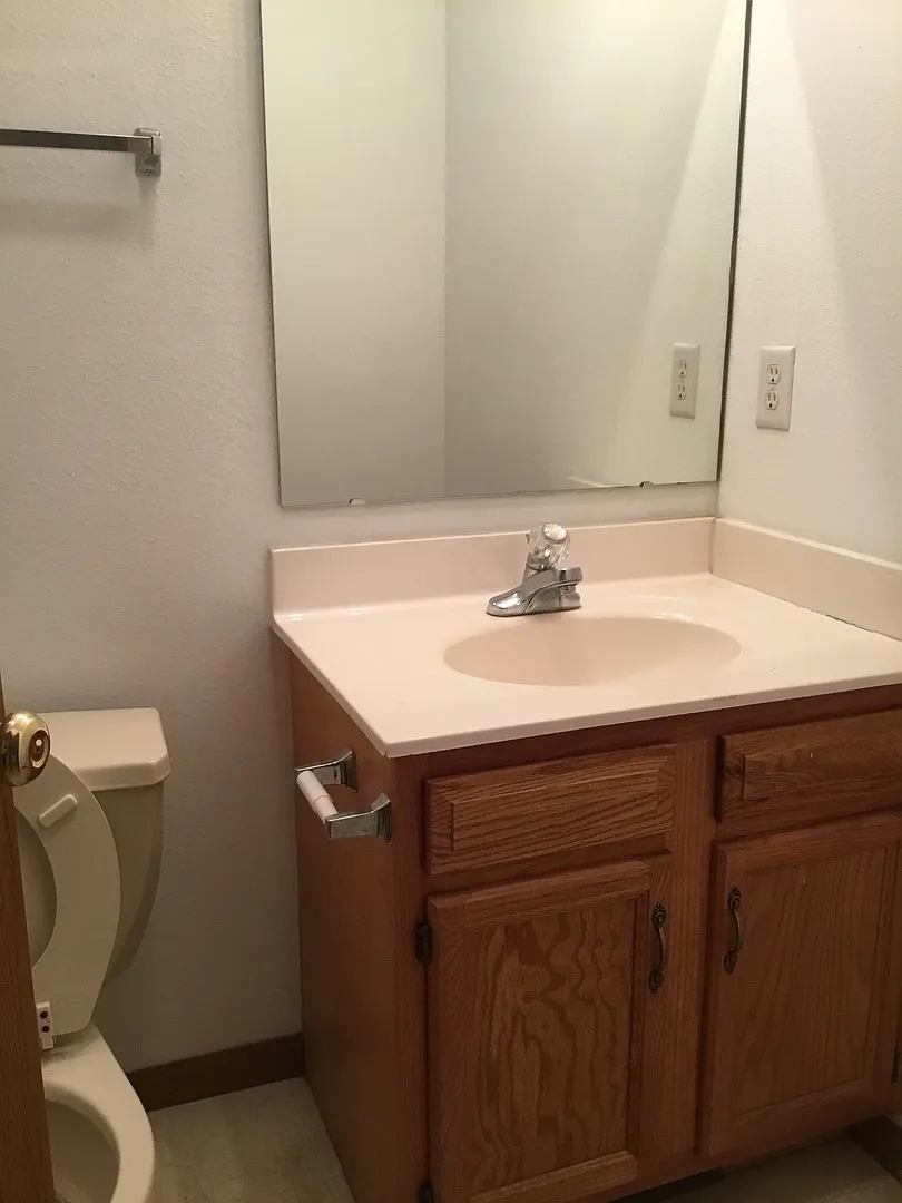 2400 - 2402 Hopkins Dr — Photo 3