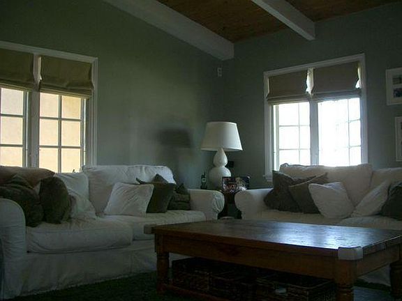 3rd image of 4726 Darien St