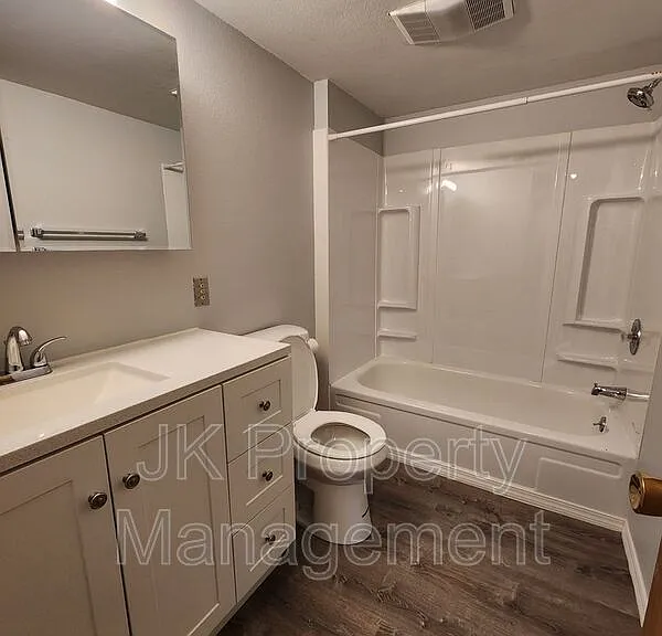 1200 1st Ave N #6 — Photo 13