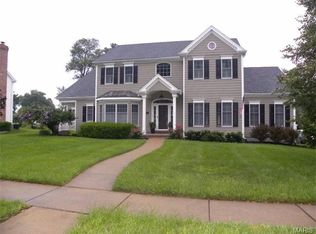 12413 Nicholas Ln, Saint Louis, MO 63131