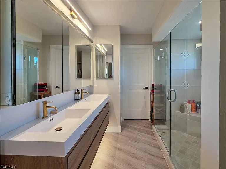 1495 Blue Point Ave #C — Photo 17