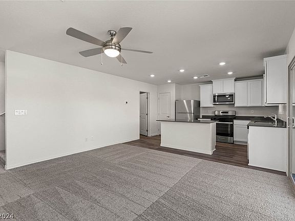 3rd image of 6258 Blood Lily Ave