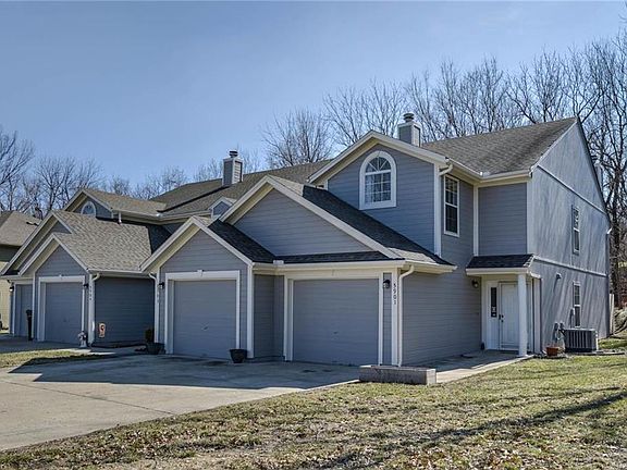 2nd image of 5901 NE Moonstone Dr