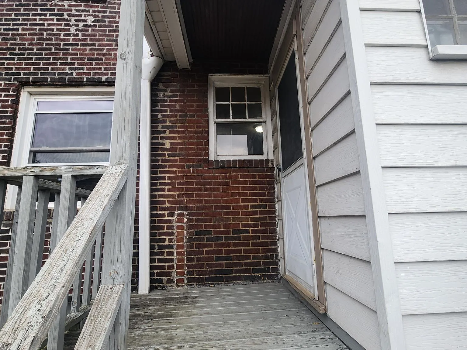 3 bed, 1018 sqft, $2,100 — Photo 4