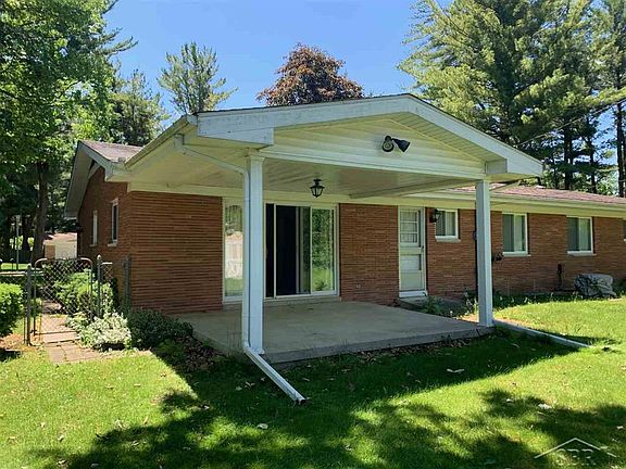 2nd image of 4856 Hillcrest Dr