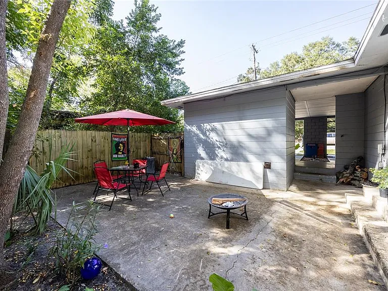 749 NW 34th St — Photo 35