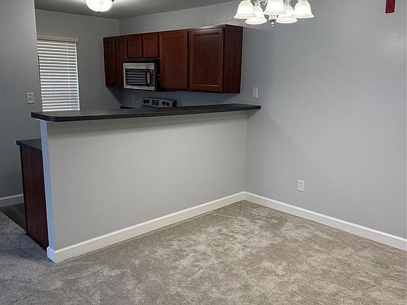 5th image of 612 Saravalle Dr