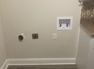 115 Florence St APT 23, Graham, NC 27253