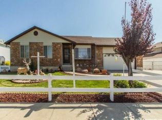 833 W 2350 N, Layton, UT 84041