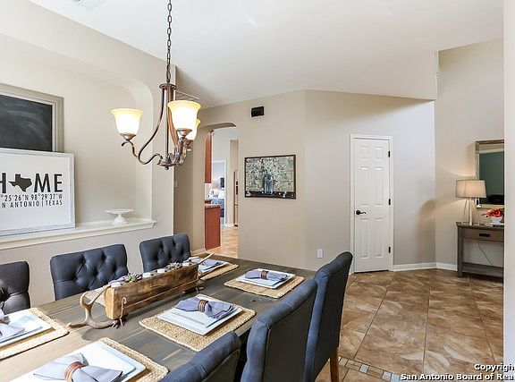 3rd image of 1235 Sonesta Ln