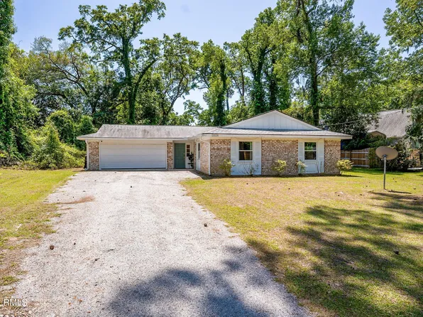 5004 Dogwood Street, Beaufort, SC 29906
