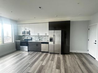 2326 N 9th St #301, Philadelphia, PA 19133