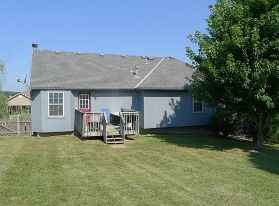 2nd image of 615 Shorthorn Dr