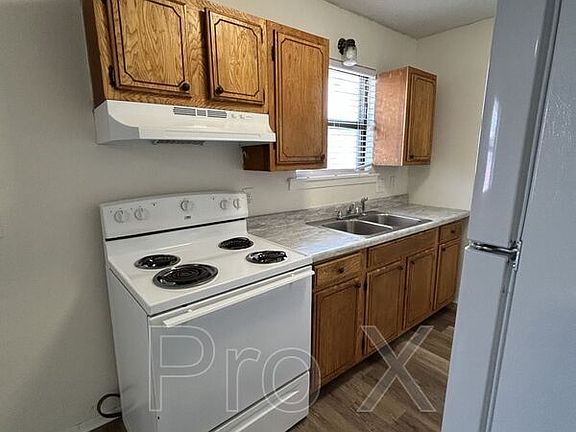 3rd image of 106 W Hudson St APT D