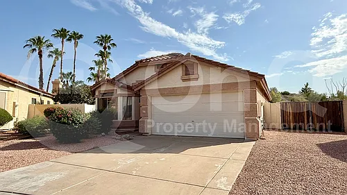 417 E Cantebria Dr Photo 1