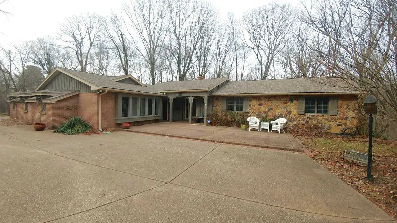 6521 Middle Mount Vernon Rd photo 1