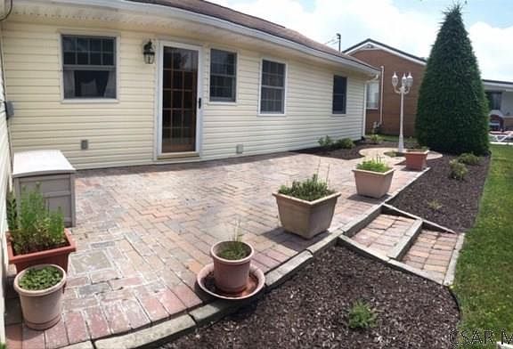 3rd image of 109 Gurth Ln