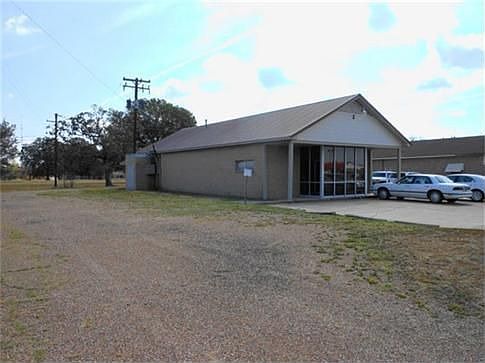 1st image of 412 N McCoy Blvd
