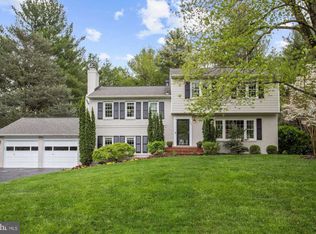 1203 Winter Hunt Rd, Mc Lean, VA 22102