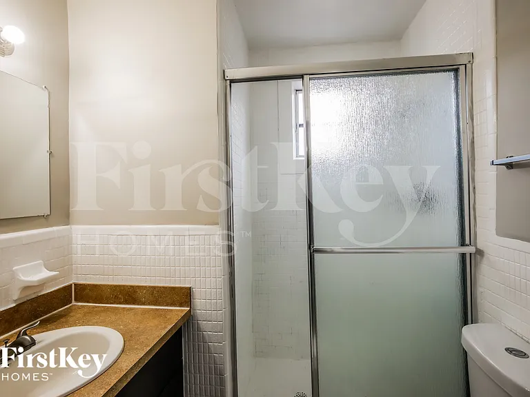 7171 SW 10th Ct — Photo 10