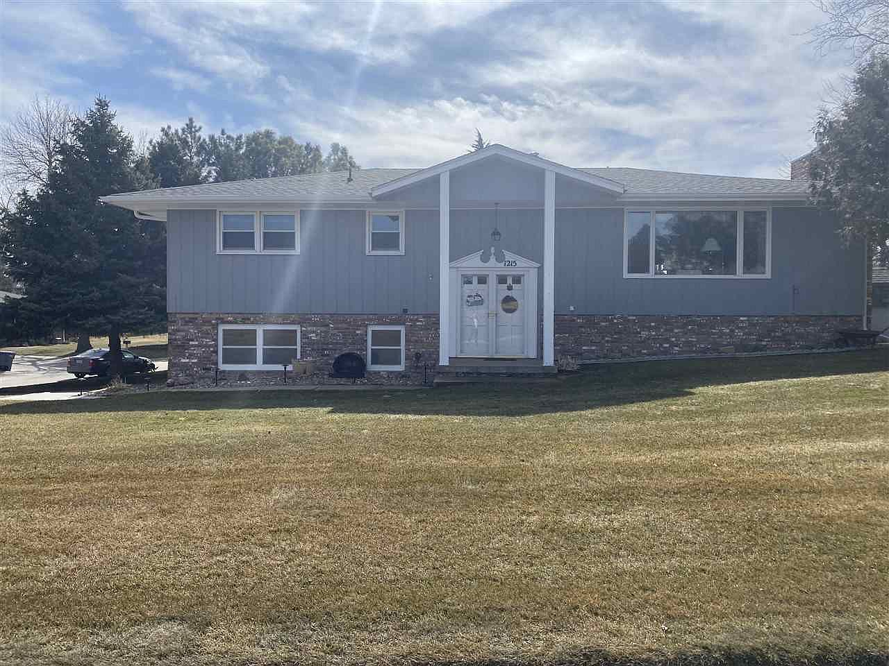 1215 Georgia Ave Norfolk Ne 68701 Zillow