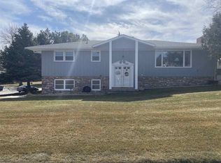 1215 Georgia Ave, Norfolk, NE 68701