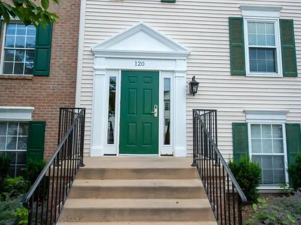 120 Fort Evans Rd SE APT C, Leesburg, VA 20175
