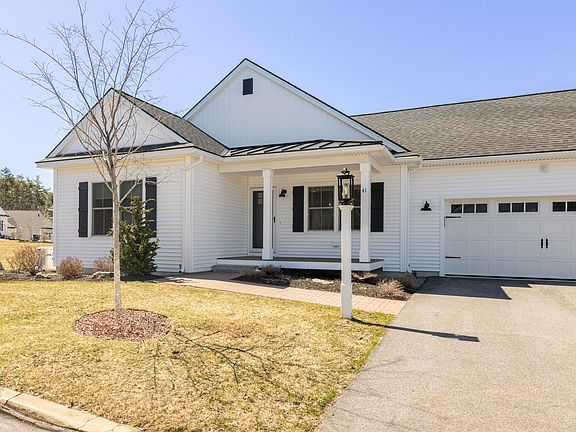 2nd image of 41 Maxwell Woods Drive #37