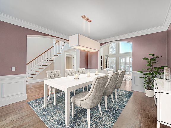 3rd image of 155 Vineyard Dr