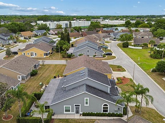 3rd image of 4206 Boston Cir