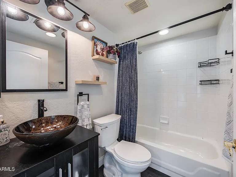 1747 E Northern Ave #117 — Photo 17