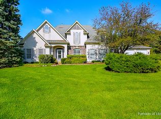 16 E Lexington Cir, Yorkville, IL 60560