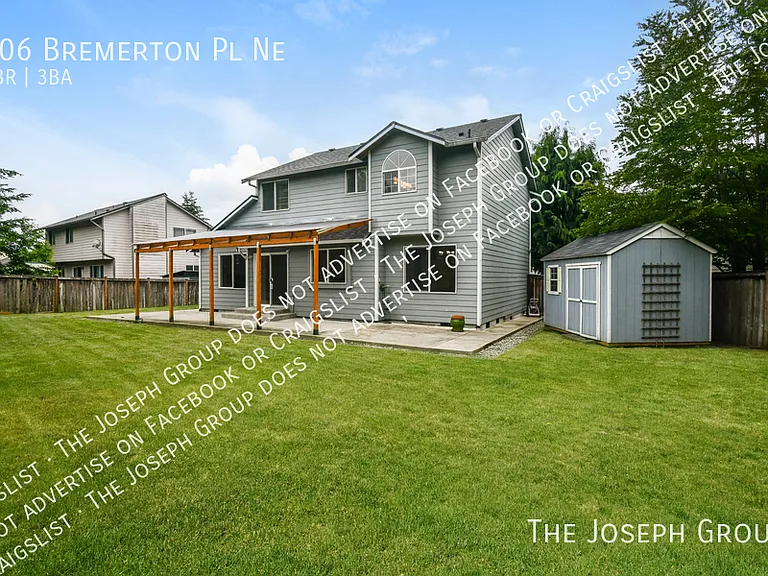 706 Bremerton Pl NE — Photo 20