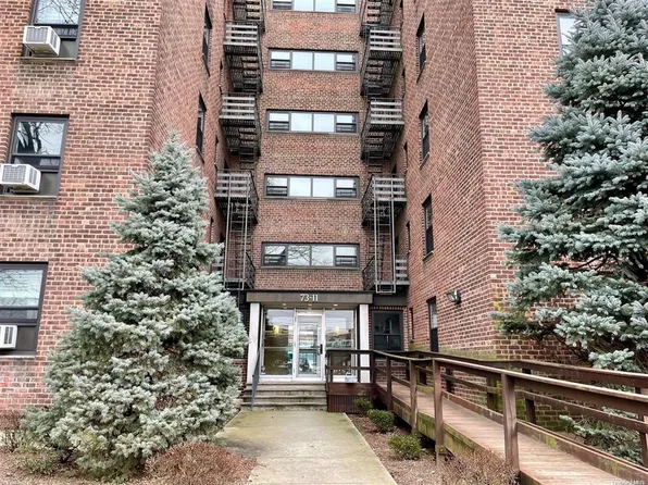 73-11 Bell Blvd #2D, Bayside, NY 11364