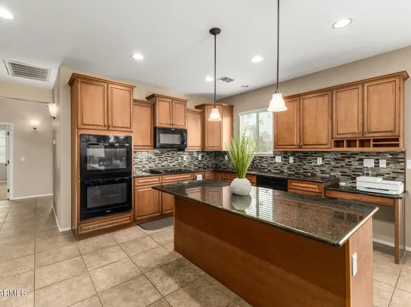 5718 W PECAN Road, Laveen, AZ 85339