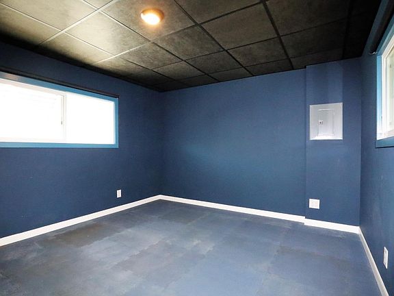 5th image of 1075 Space Park Way Spc 24