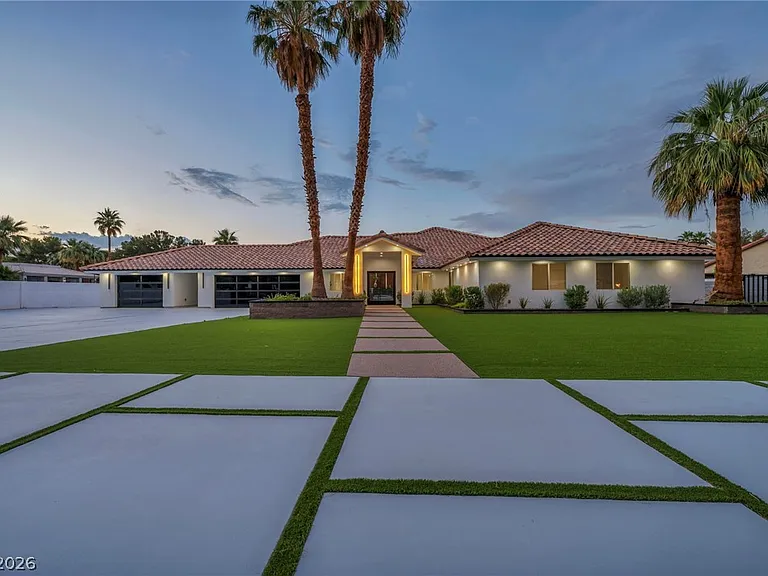 3630 Tobias Ln — Photo 1