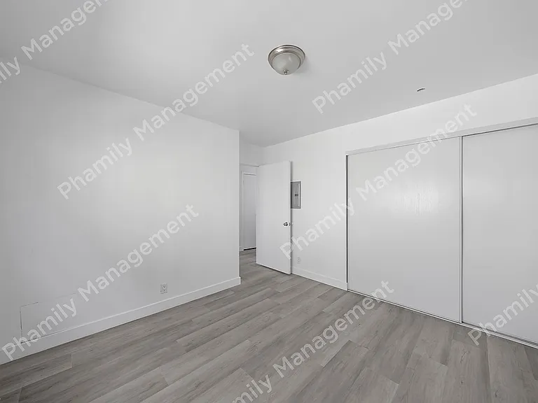 1015 Doyle Pl #4 — Photo 11