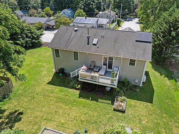 4th image of 15 Meadow Rd